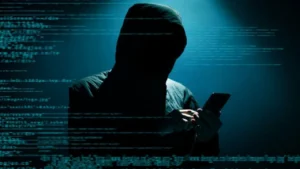 بعد بيان مجلس الوزراء.. أربع خطوات بسيطة تحمي هاتفك من الاختراق على أندرويد وآيفون